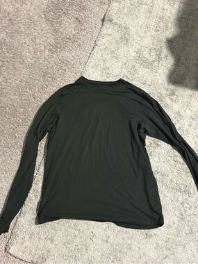 Lululemon Long Sleeve Top - Black